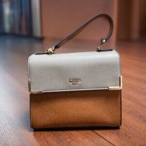 Two-Tone Leather Crossbody (Dune) with Clip Pouch